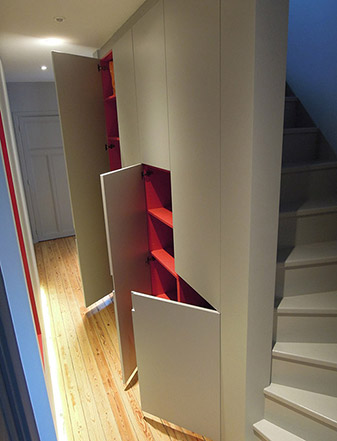 Design intérieur / aménagement d'une maison individuelle - Escalier et placards ADA